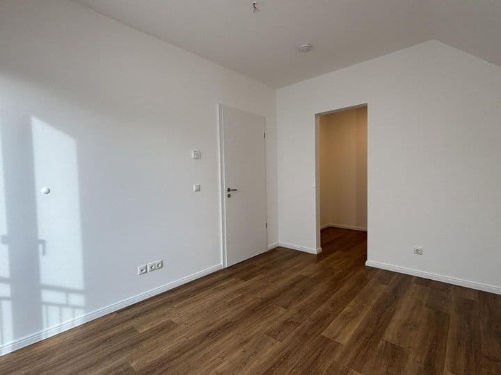 House for rent in Stuttgart                   - Baden-Wurttemberg, Germany - Image 12