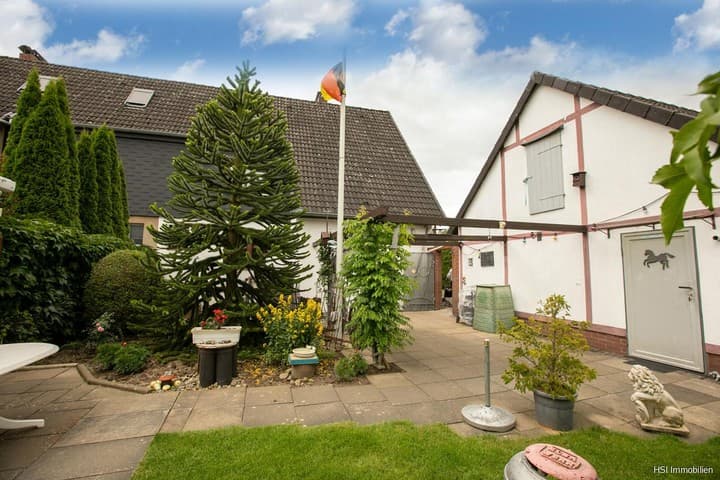 House for sale in Lengede, Germany - Image 3