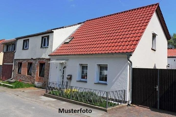 House for sale in Emmerthal, Germany