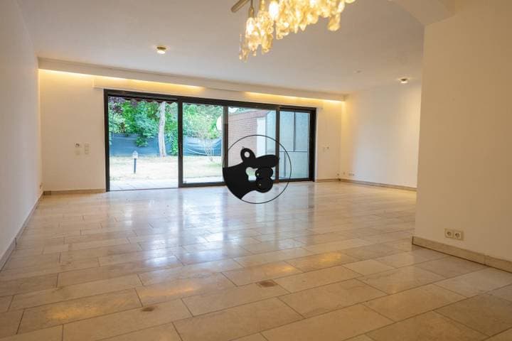 House for sale in Krefeld / Linn, Germany - Image 3