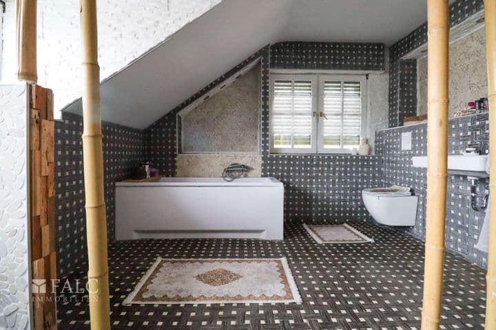 House for sale in Koln / Worringen                   - Nordrhein-Westfalen, Germany - Image 11