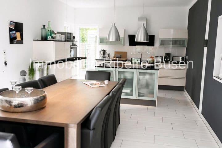 House for sale in Monchengladbach / Bettrath-Hoven                   - Nordrhein-Westfalen, Germany - Image 8