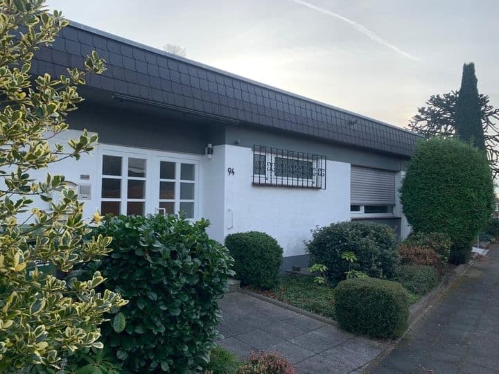 House for sale in Sankt Augustin, Germany - Image 3