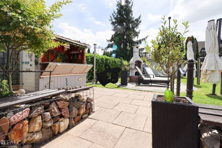 House for sale in Koln                   - Nordrhein-Westfalen, Germany - Image 27