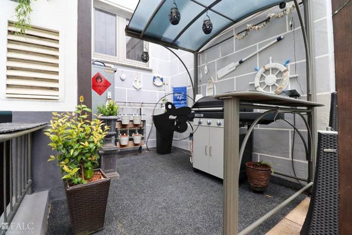 House for sale in Koln                   - Nordrhein-Westfalen, Germany - Image 11