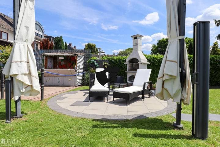 House for sale in Koln                   - Nordrhein-Westfalen, Germany - Image 7