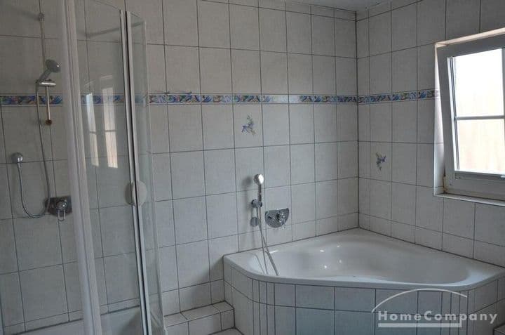 House for rent in Braunschweig                   - Niedersachsen, Germany - Image 12