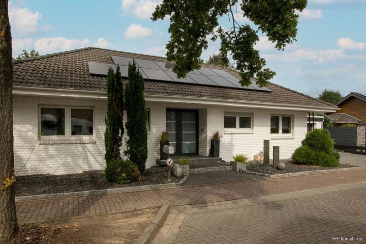 House for sale in Vechelde / Vallstedt, Germany - Image 2