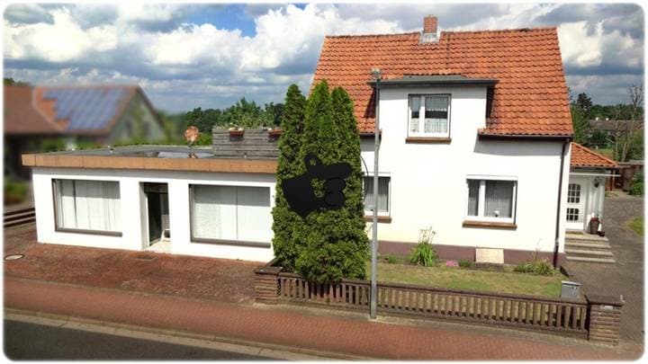 House for sale in Uetze                   - Niedersachsen, Germany - Image 3