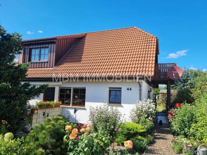 House for sale in Lichtenberg, Germany - Image 2