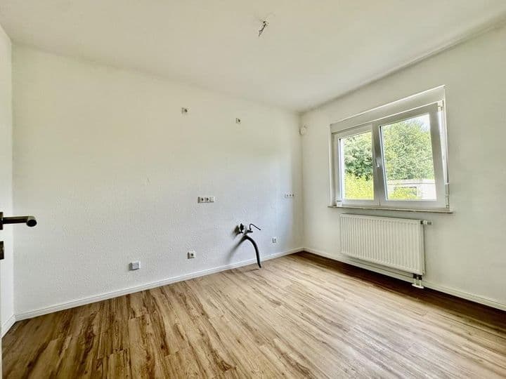 House for sale in Hessisch Oldendorf, Germany - Image 9