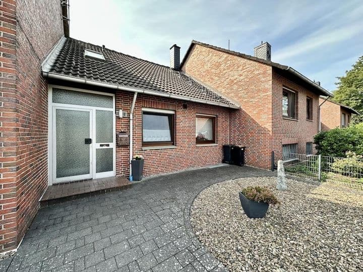 House for sale in Neustadt am Rubenberge                   - Niedersachsen, Germany - Image 11