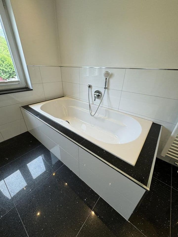 House for sale in Duisburg                   - Nordrhein-Westfalen, Germany - Image 10