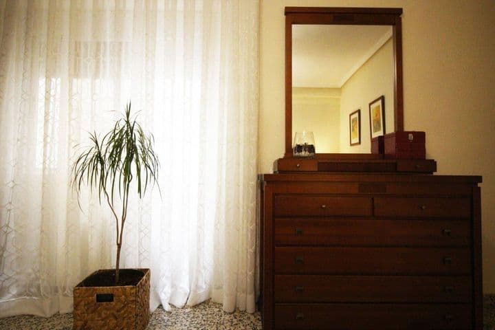 4 bedrooms apartment for rent in Arrancapins, Spain - Image 6