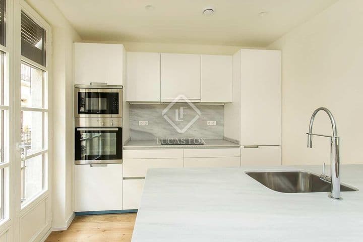 1 bedroom apartment for rent in Barcelona, Spain - Image 6