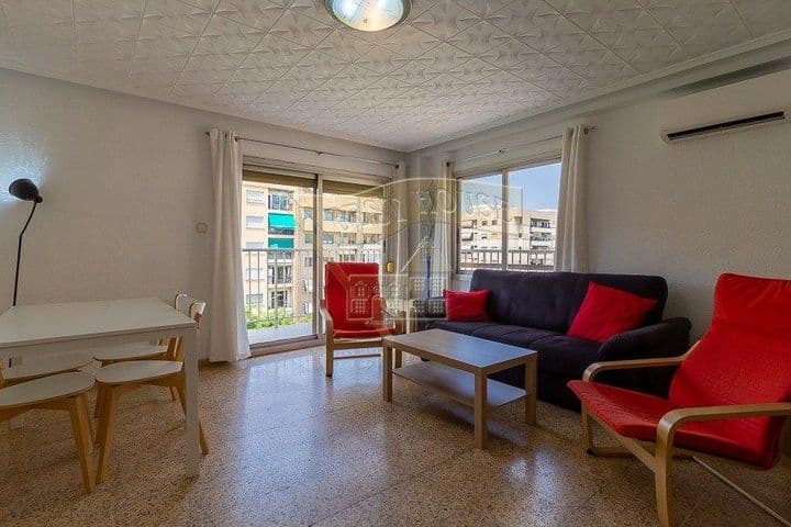 3 bedrooms apartment for rent in Valencia, Spain - Image 2