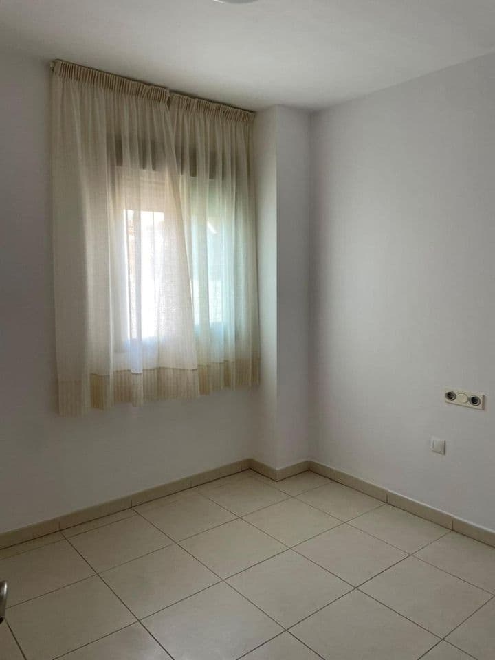 2 bedrooms apartment for rent in Playamar - Benyamina, Spain - Image 3