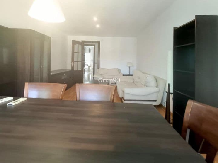 4 bedrooms apartment for rent in Lleida, Spain - Image 2