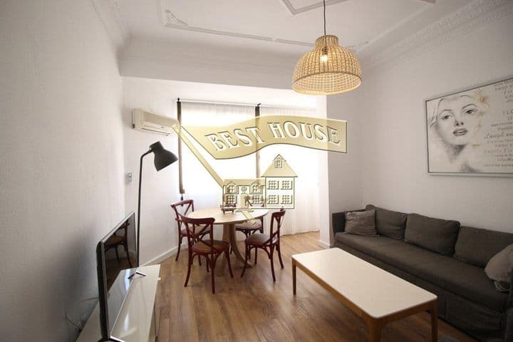 3 bedrooms apartment for rent in Gran Via, Spain - Image 4