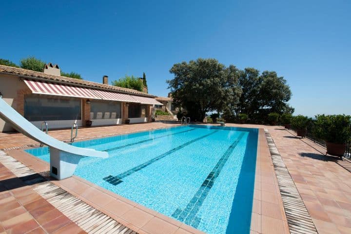 8 bedrooms house for sale in Alto Ampurdan, Spain - Image 2