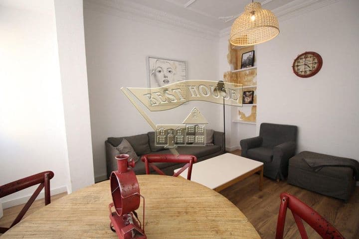 3 bedrooms apartment for rent in Gran Via, Spain - Image 3