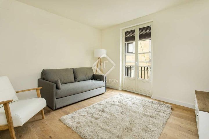 1 bedroom apartment for rent in Barcelona, Spain - Image 2