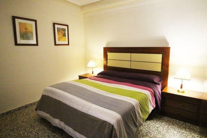 4 bedrooms apartment for rent in Arrancapins, Spain - Image 7