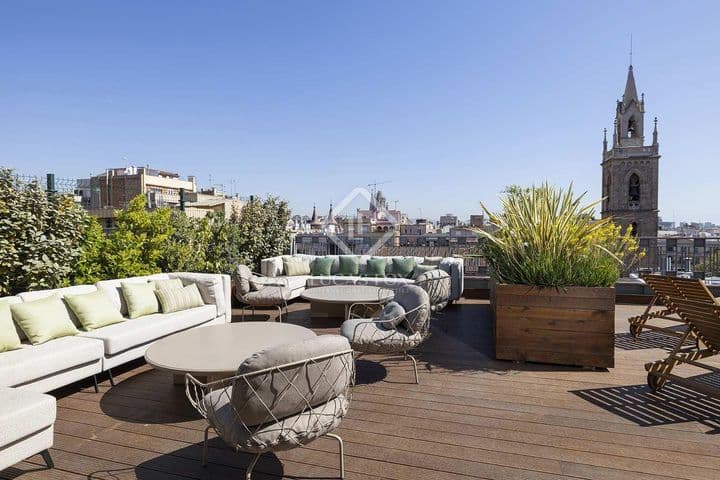 2 bedrooms apartment for rent in Barcelona, Spain - Image 2