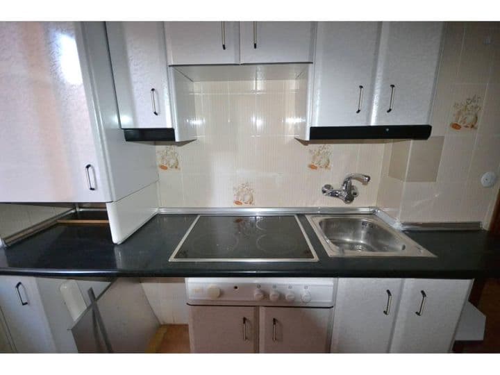 3 bedrooms apartment for rent in Palencia, Spain - Image 7