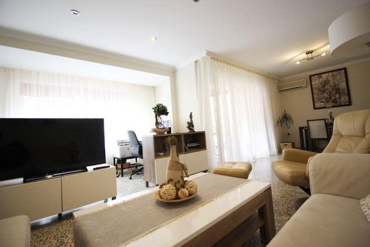 4 bedrooms apartment for rent in Arrancapins, Spain