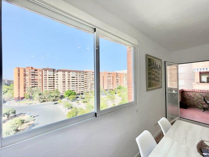 4 bedrooms apartment for rent in Valencia, Spain - Image 4