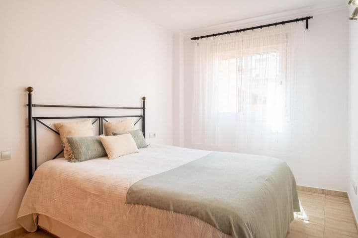 3 bedrooms apartment for rent in Palma de Mallorca, Spain - Image 4