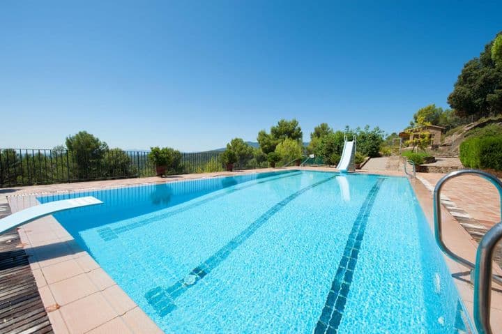 8 bedrooms house for sale in Alto Ampurdan, Spain