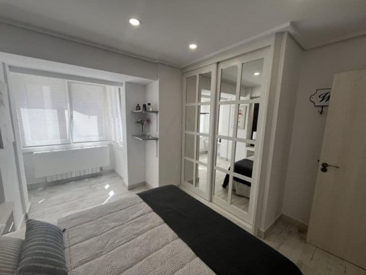 3 bedrooms apartment for sale in Santander, Spain - Image 11