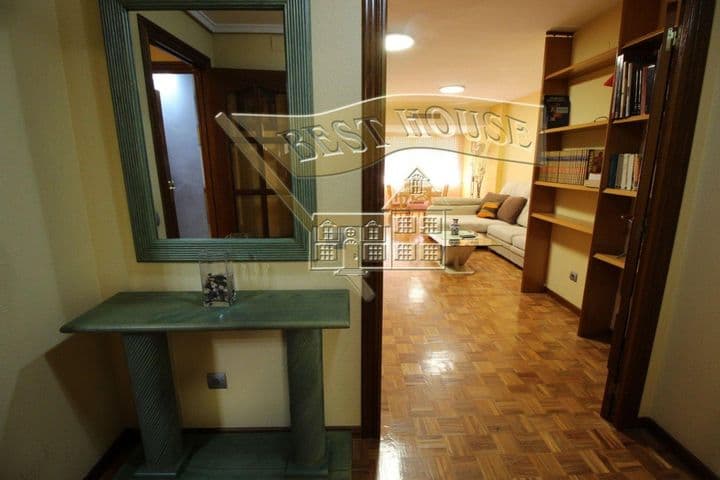 3 bedrooms apartment for rent in Algiros, Spain - Image 8