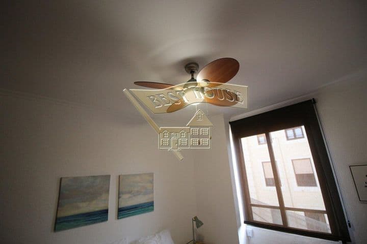 3 bedrooms apartment for rent in Gran Via, Spain - Image 10