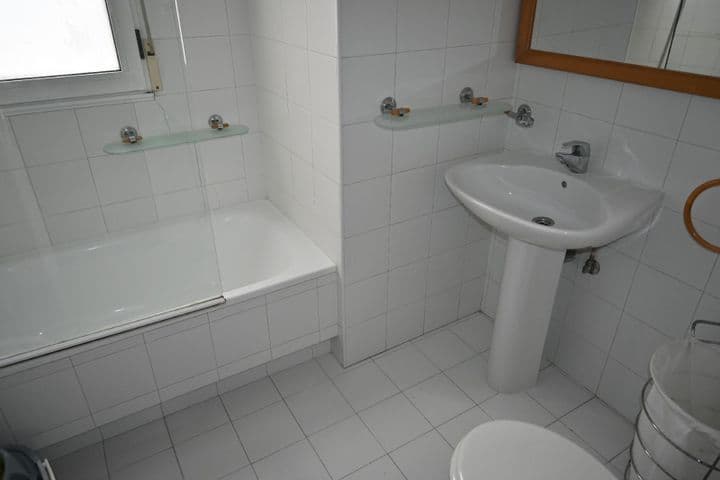 1 bedroom apartment for sale in Santander, Spain - Image 10