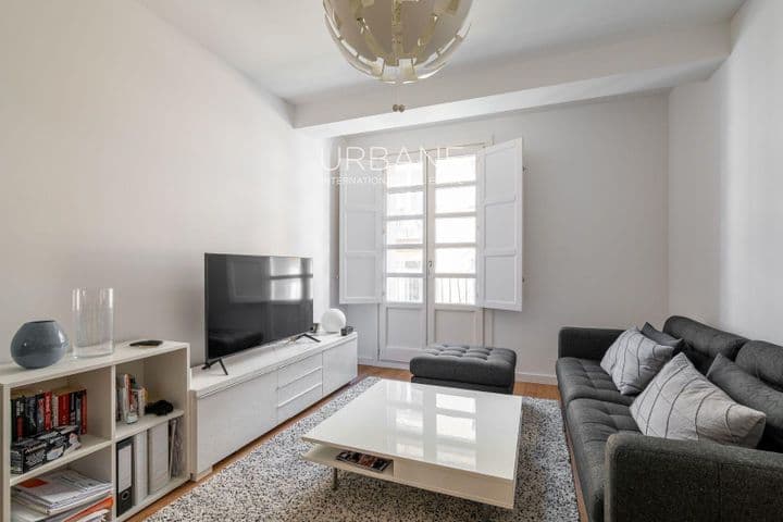 2 bedrooms apartment for rent in Eixample, Spain - Image 5