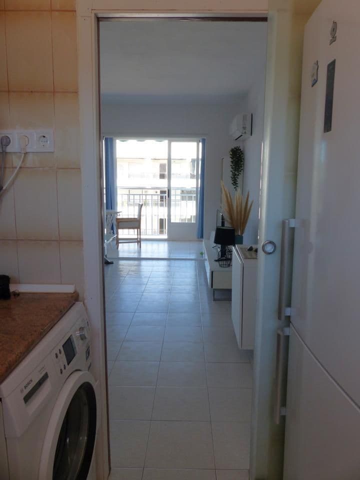 2 bedrooms apartment for rent in Benicasim, Spain - Image 5