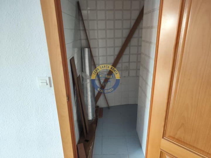 4 bedrooms apartment for sale in Leon, Spain - Image 10