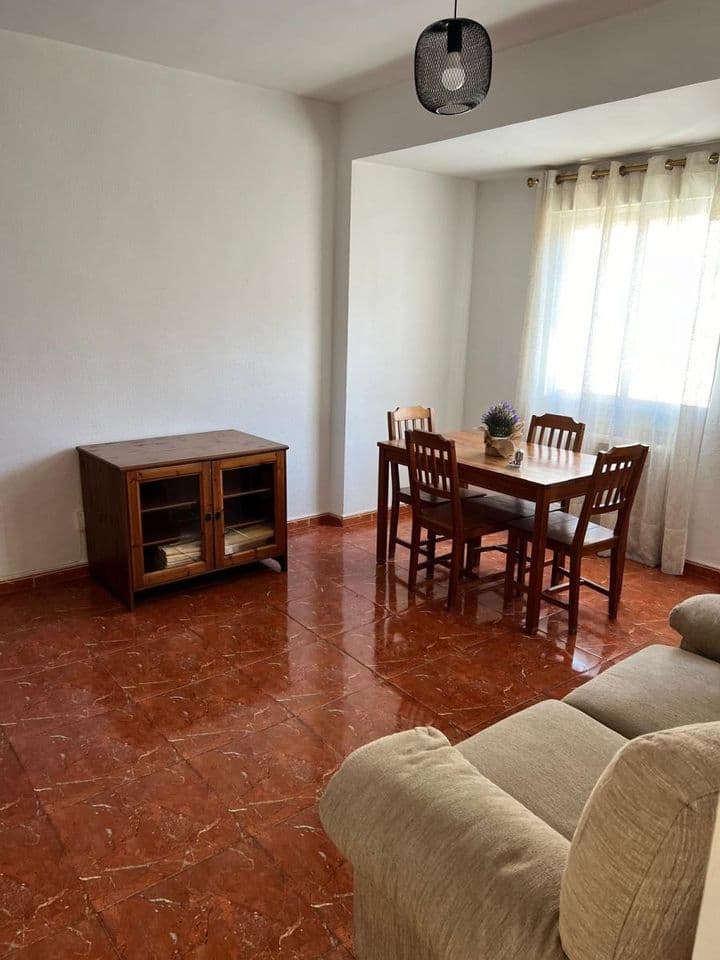 1 bedroom apartment for rent in Chamartin, Spain - Image 7