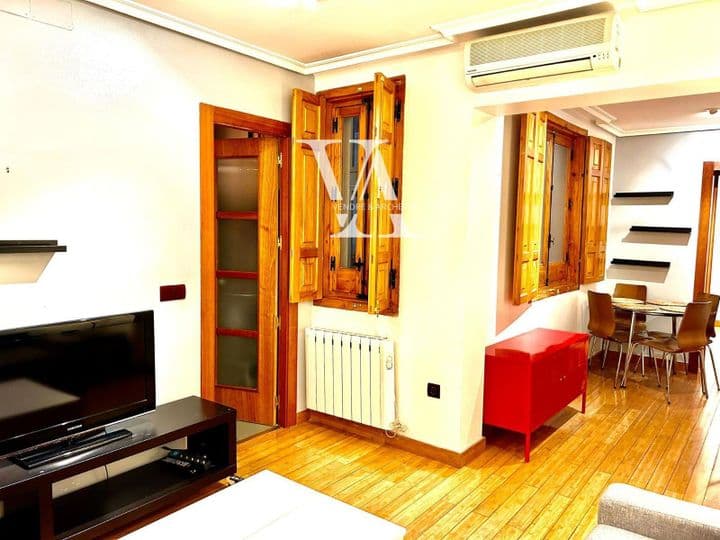 1 bedroom apartment for sale in Centro, Spain - Image 10