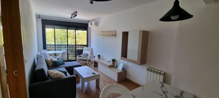 2 bedrooms apartment for rent in Armilla, Spain