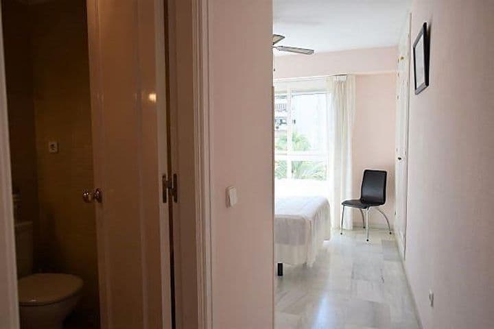 Apartment for sale in Fuengirola, Spain - Image 10