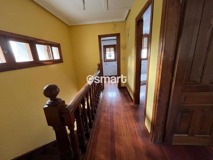 House for sale in Oviedo, Spain - Image 11