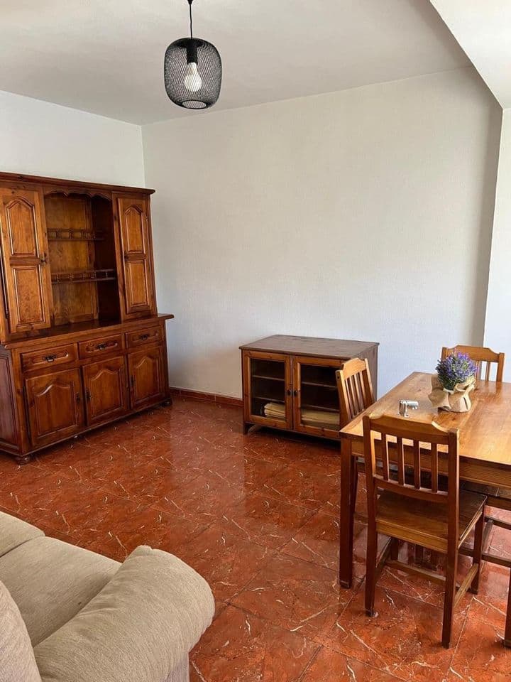 1 bedroom apartment for rent in Chamartin, Spain - Image 9