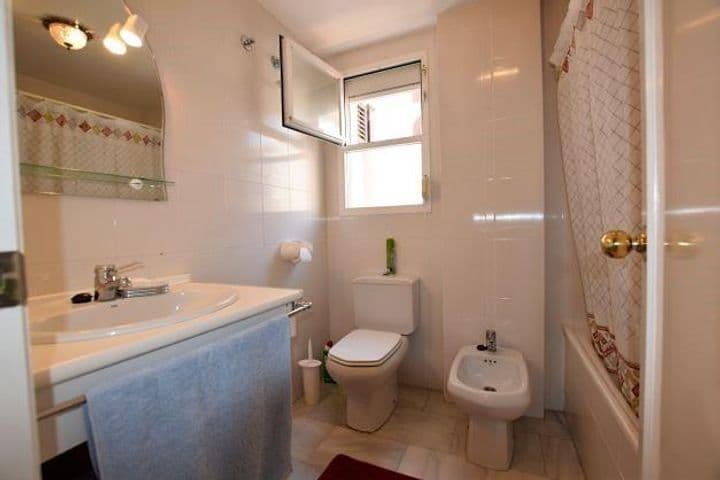 Apartment for sale in Fuengirola, Spain - Image 5