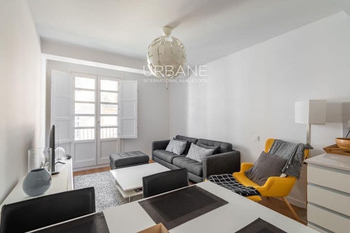 2 bedrooms apartment for rent in Eixample, Spain - Image 4