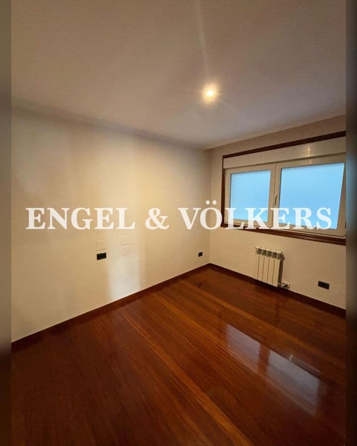 2 bedrooms apartment for rent in Vigo, Spain - Image 9