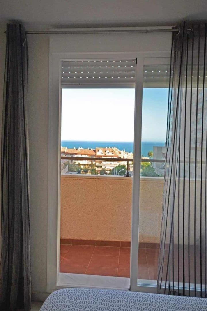 2 bedrooms apartment for rent in Torrequebrada, Spain - Image 8